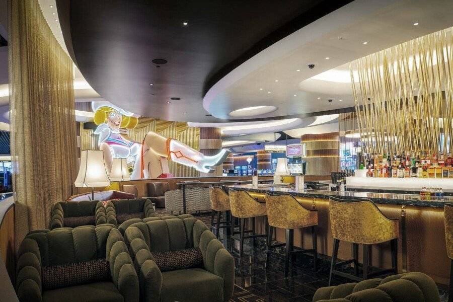 Circa Resort & Casino - Adults Only bar,restaurant,