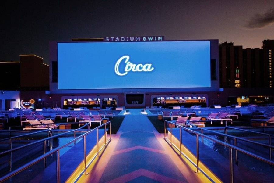 Circa Resort & Casino - Adults Only 