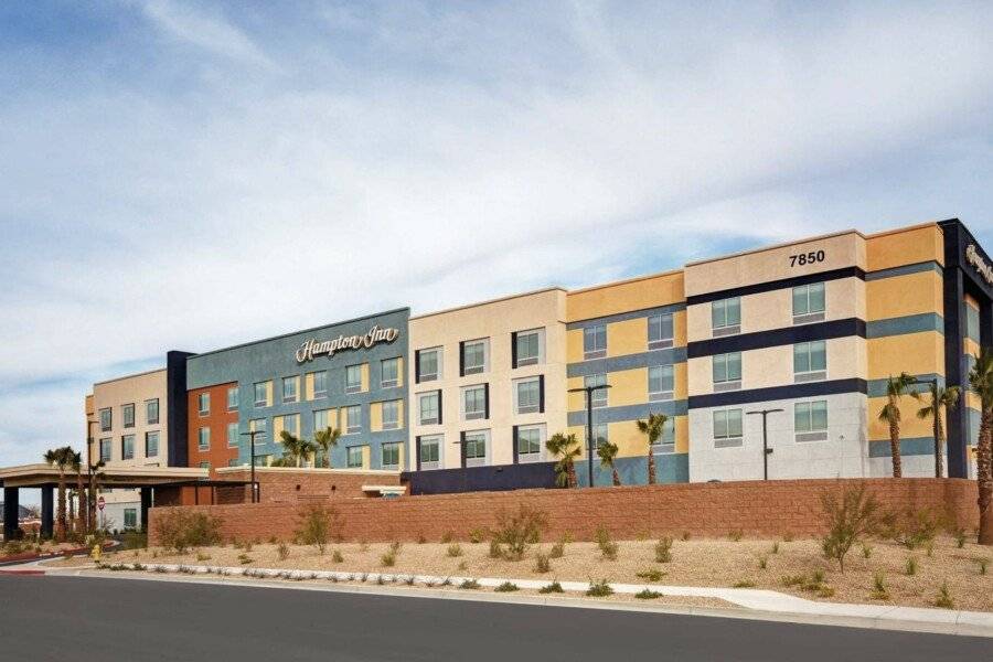 Hampton Inn Strip South, NV 89123 facade