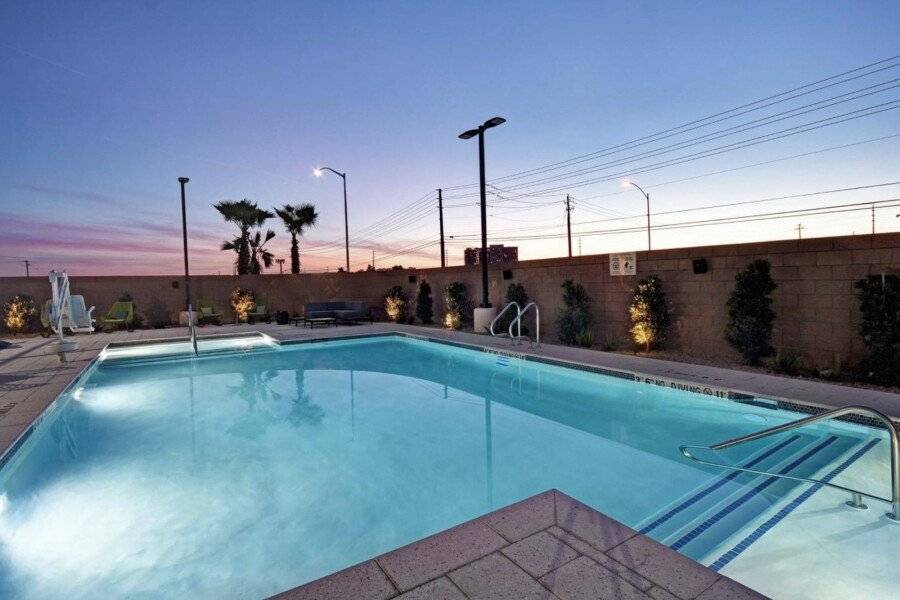 Hampton Inn Strip South, NV 89123 outdoor pool