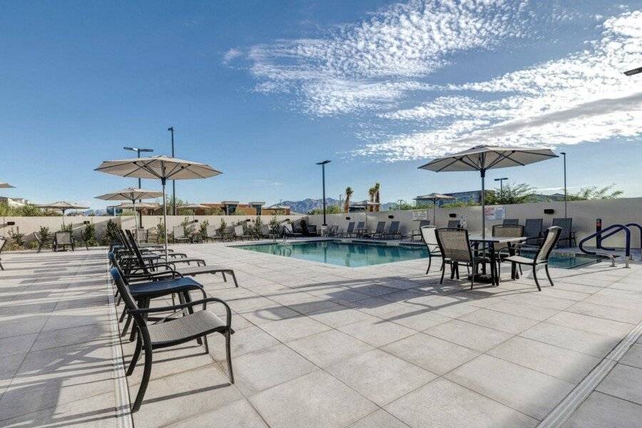 Home2 Suites By Hilton Northwest outdoor pool