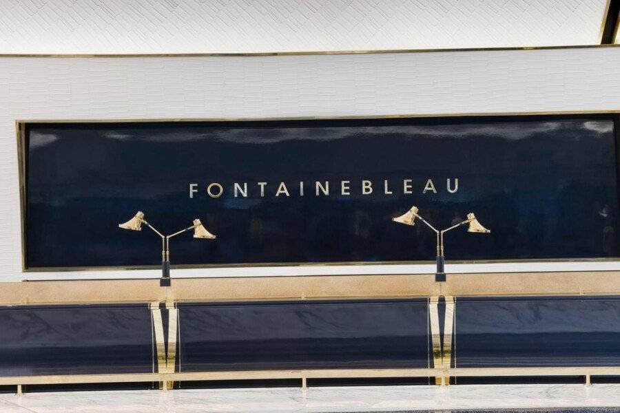 Fontainebleau lobby