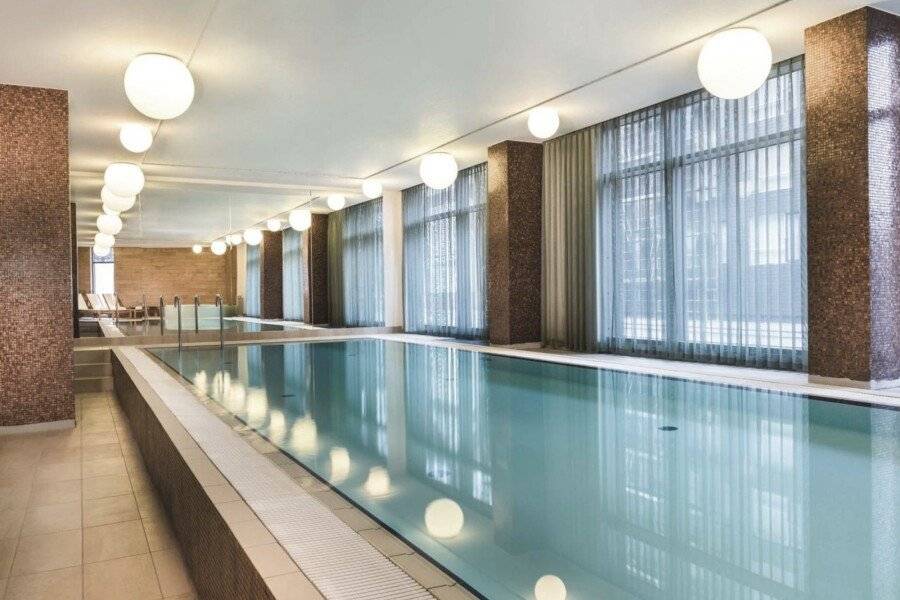 Adina Apartment Hotel indoor pool,spa