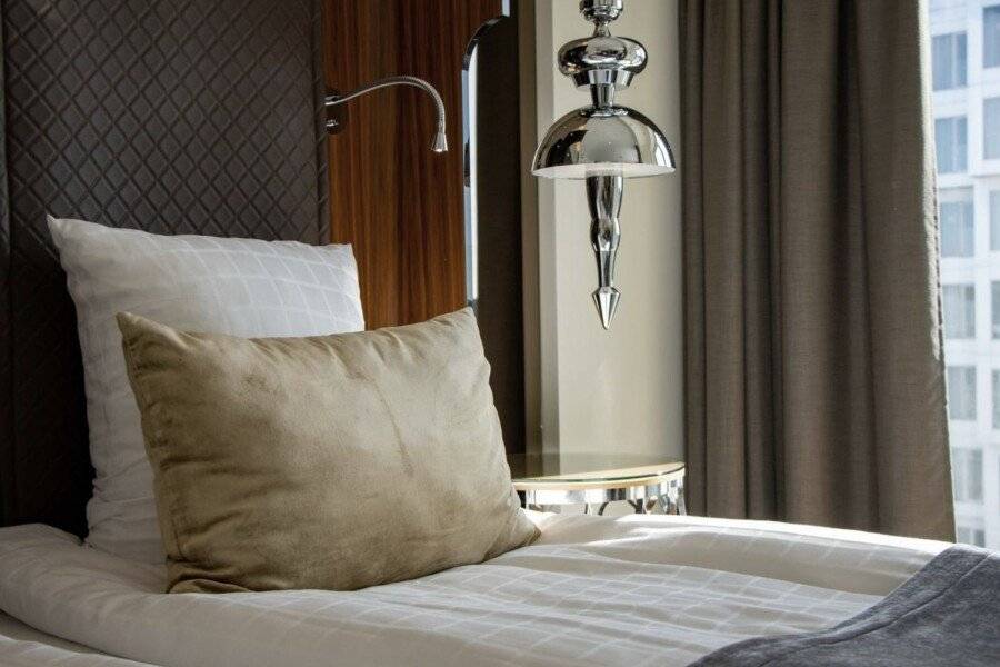 Tivoli Hotel hotel bedroom