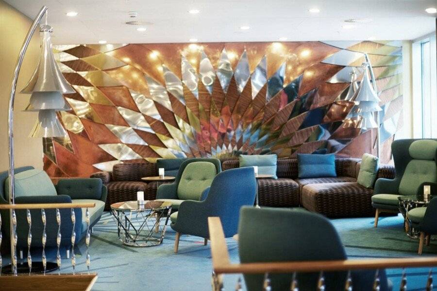 Tivoli Hotel lobby