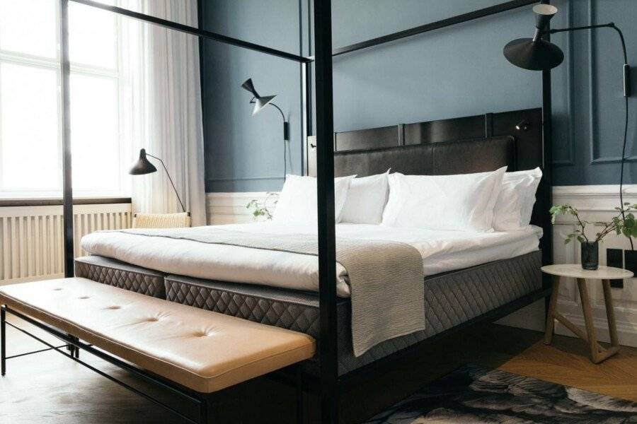 Nobis Hotel, a Member of Design Hotels™ hotel bedroom