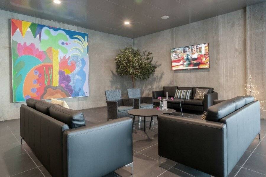 Cabinn Apartments lobby