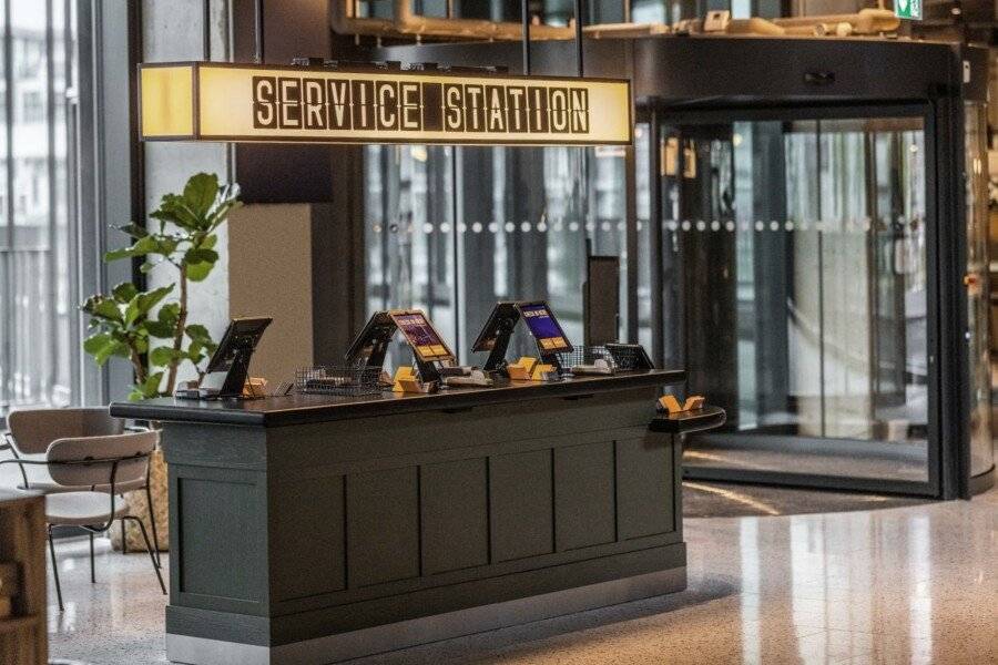 Comfort Hotel Copenhagen Airport front desk,lobby