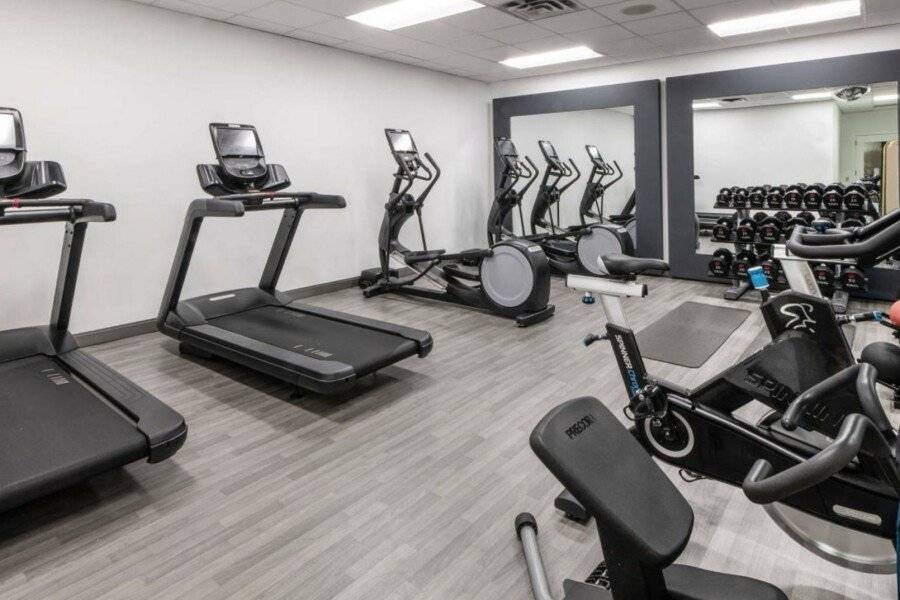 DoubleTree by Hilton Penn Station, NJ fitness centre