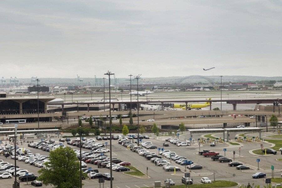 Newark Liberty International Airport Marriott 