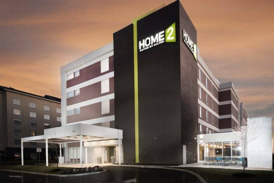 Home2 Suites By Hilton Newark Airport facade