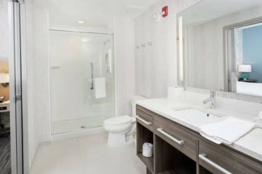 Home2 Suites By Hilton Newark Airport 