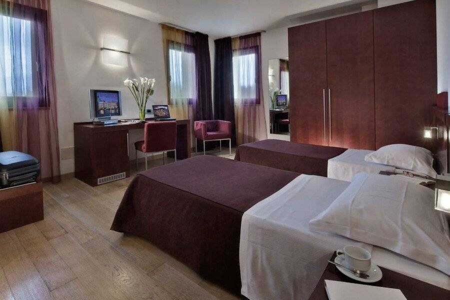 Annia Park Hotel Venice Airport hotel bedroom