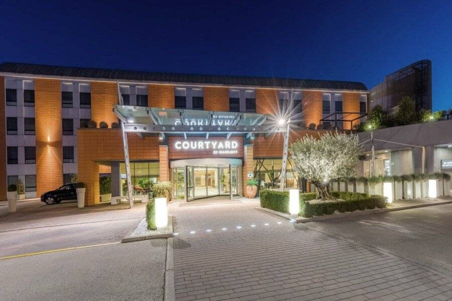 Courtyard by Marriott Venice Airport facade