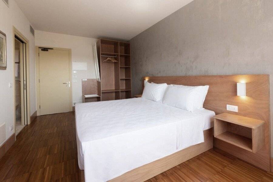 Torre Antica Venice Airport Hotel hotel bedroom