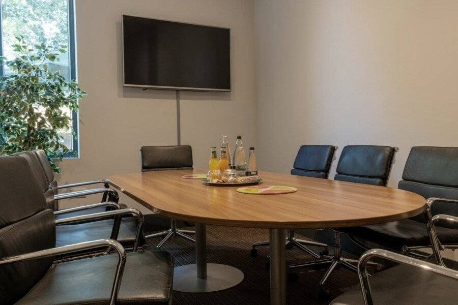 London City Airport Hotel conference room,meeting room