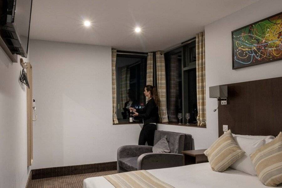 London City Airport Hotel hotel bedroom