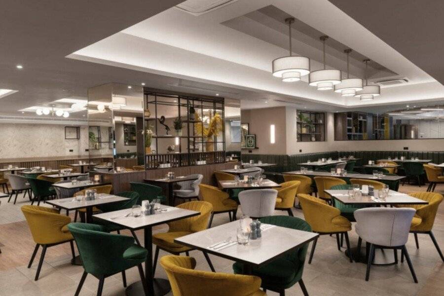 Holiday Inn London Gatwick restaurant