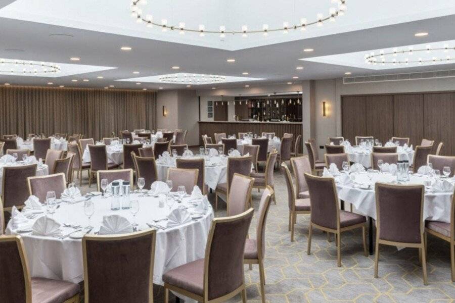 Holiday Inn London Gatwick restaurant,conference room,meeting room