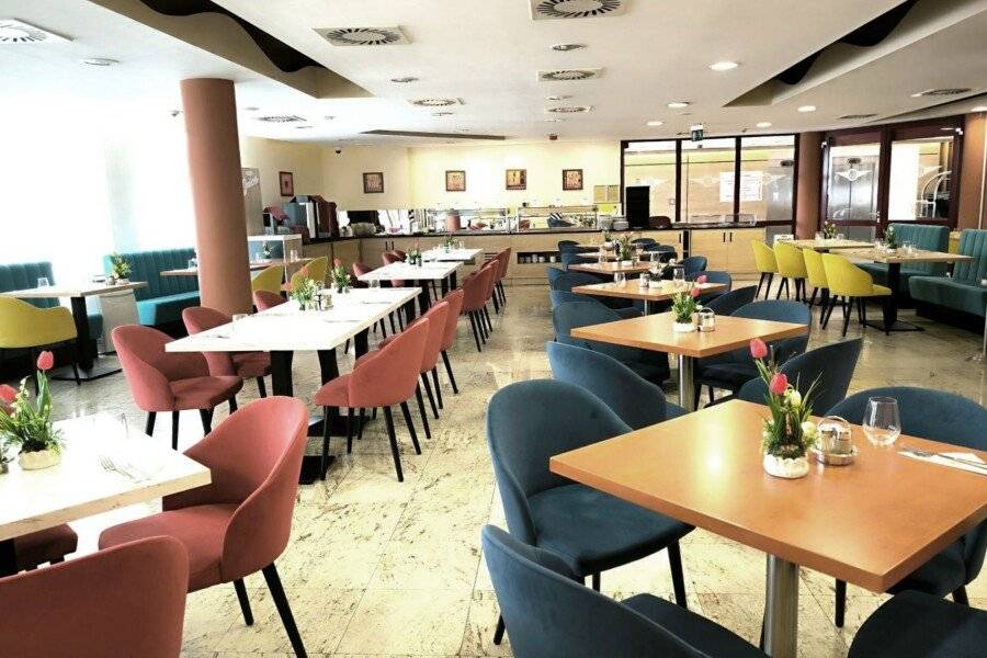 Airport Hotel Budapest restaurant