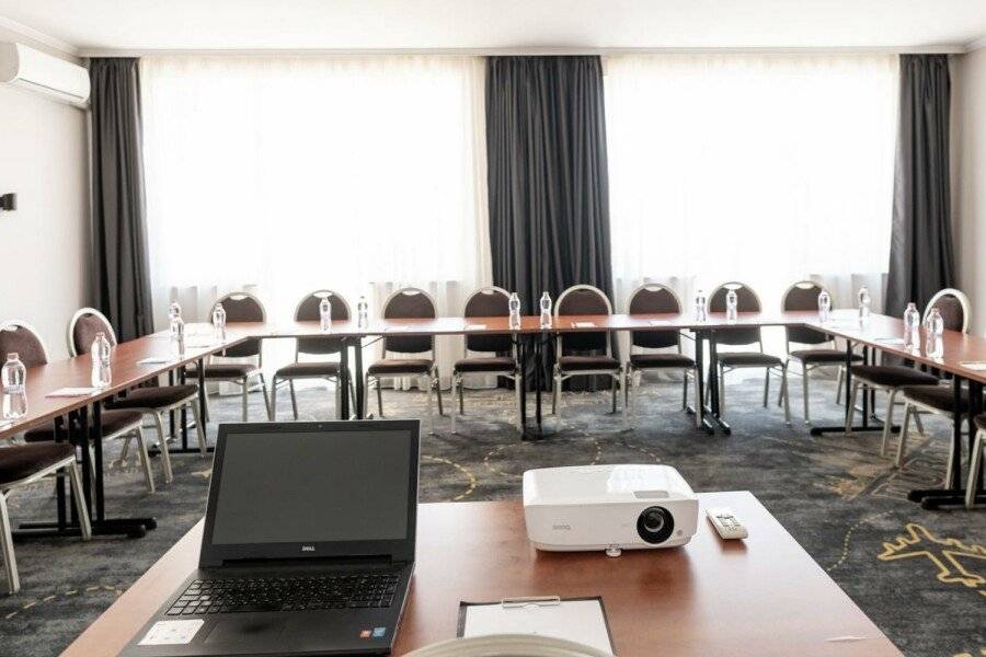 Airport Hotel Budapest conference room,meeting room