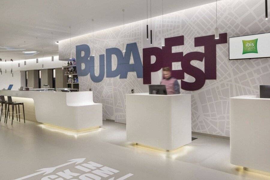 ibis Styles Budapest Airport front desk,