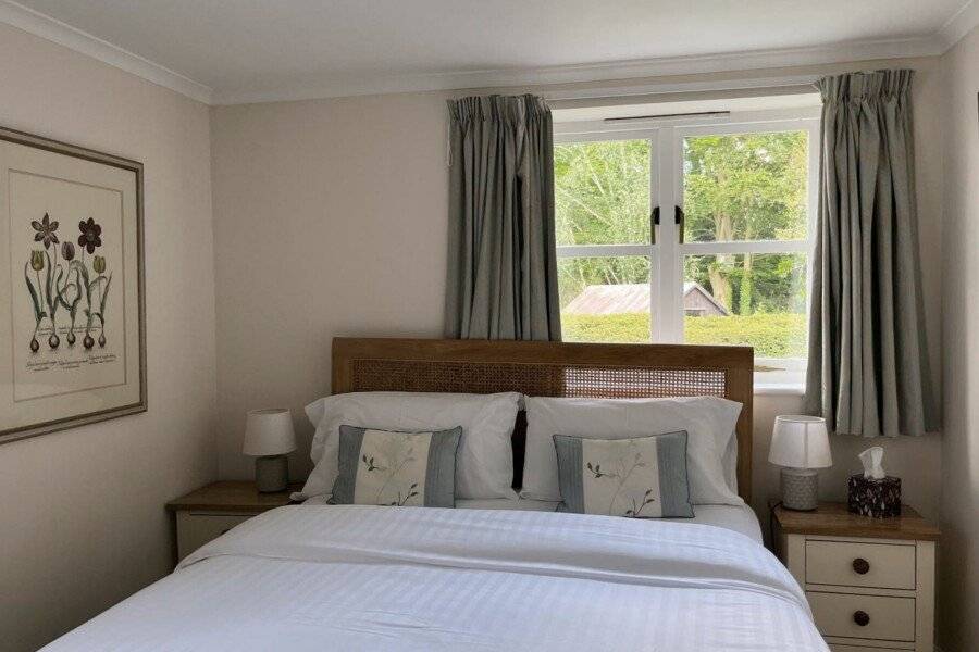 The Cottage Guest House hotel bedroom