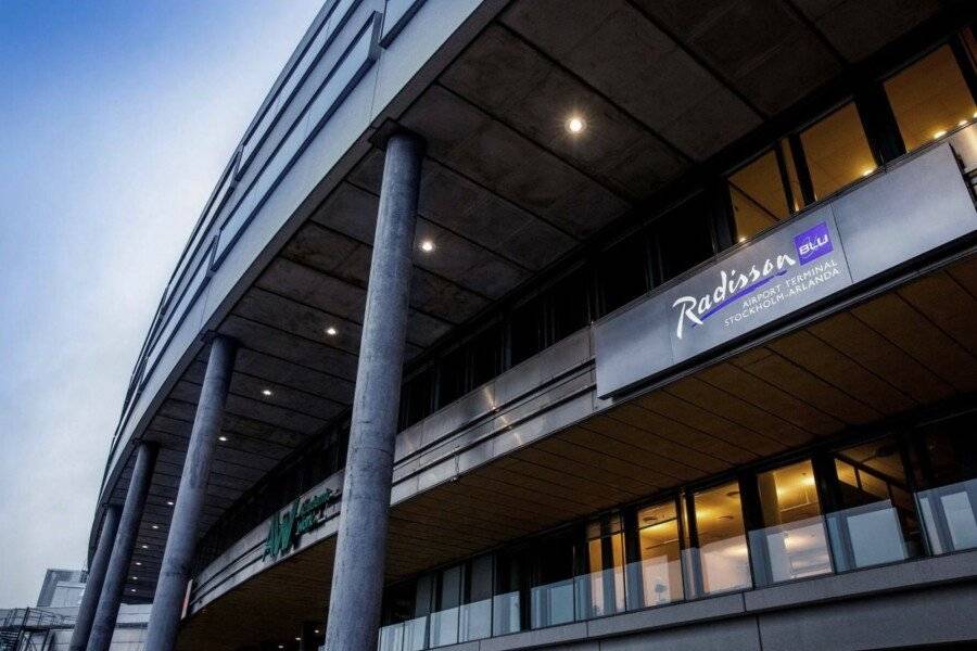 Radisson Blu Airport Terminal Hotel facade