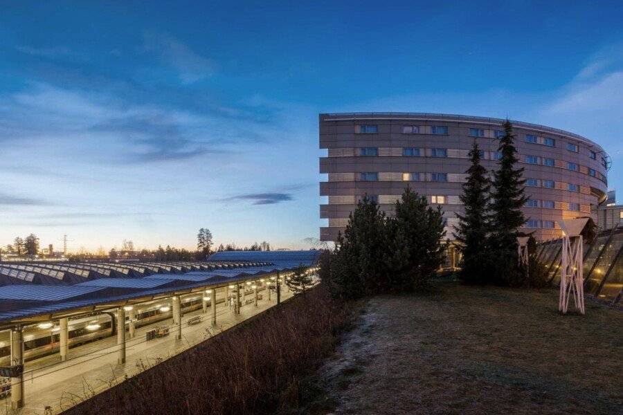 Radisson Blu Airport Hotel, Oslo facade