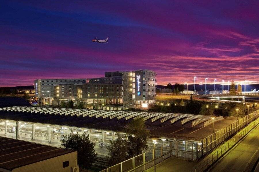 Radisson Blu Airport Hotel, Oslo , hotel facade