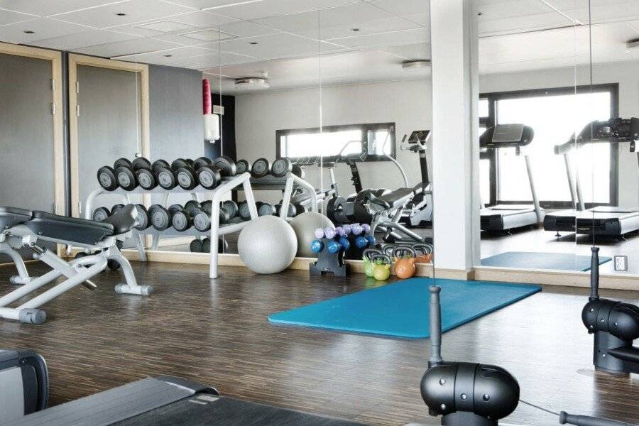 Comfort Hotel RunWay fitness centre