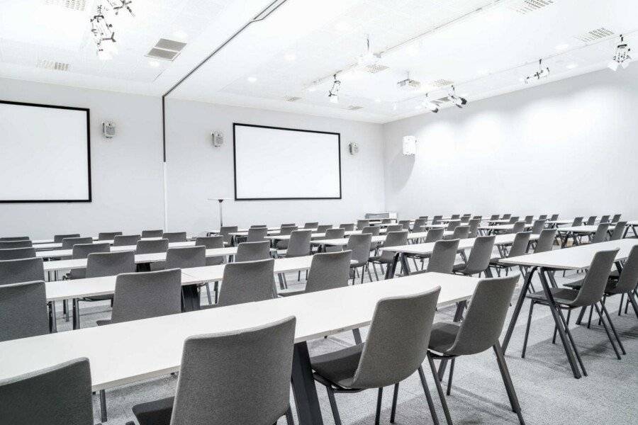 Radisson Hotel & Conference Centre Oslo Airport conference room,meeting room