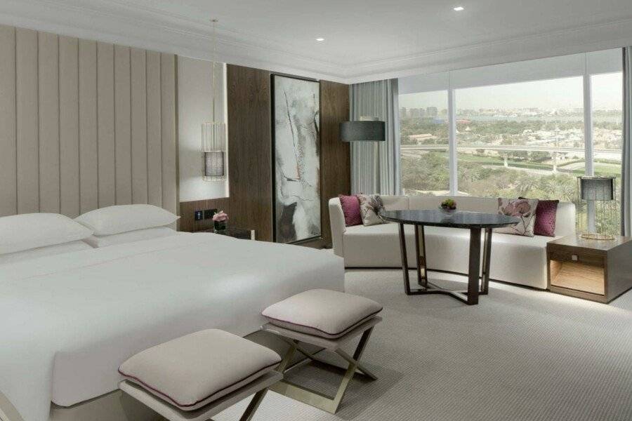 Grand Hyatt hotel bedroom