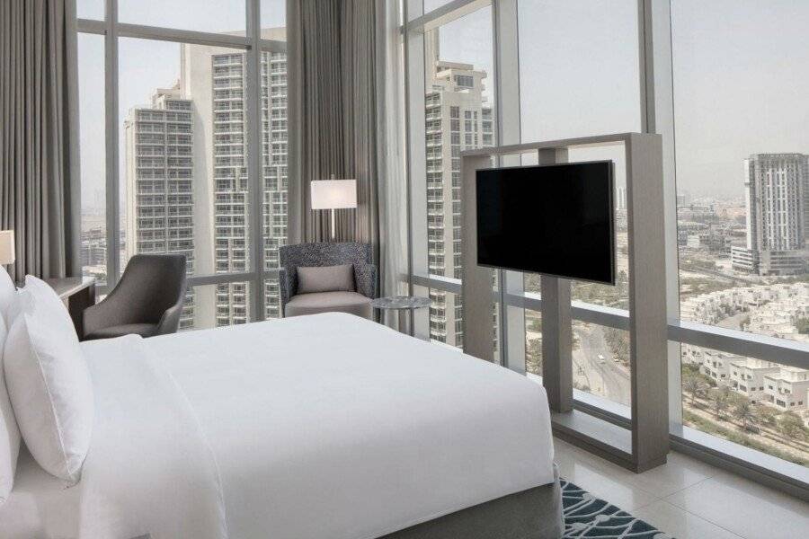 The First Collection at Jumeirah Village Circle hotel bedroom,ocean view