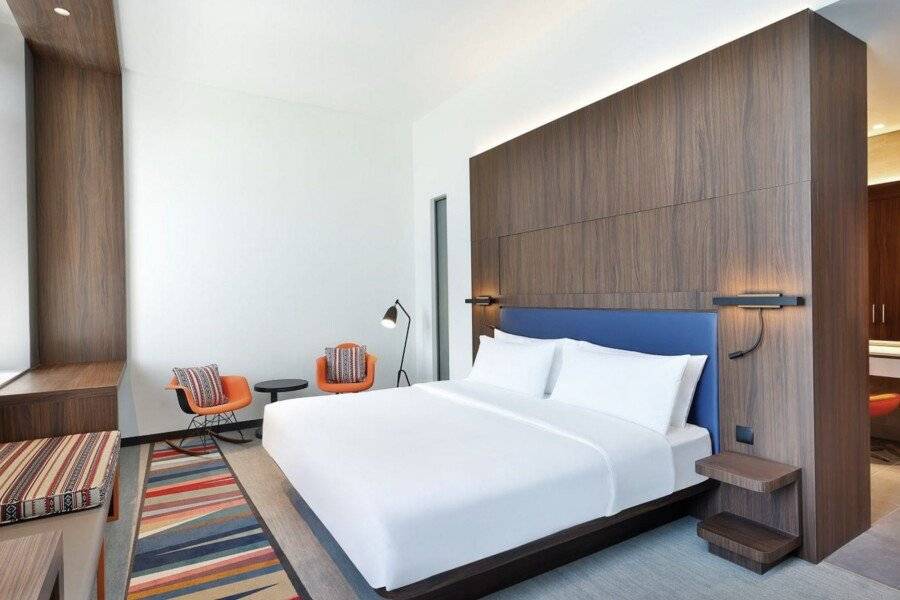 Aloft Dubai Airport hotel bedroom