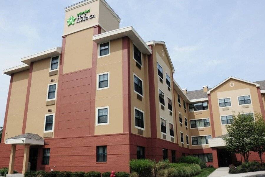 Extended Stay America Suites - - Newark Airport facade