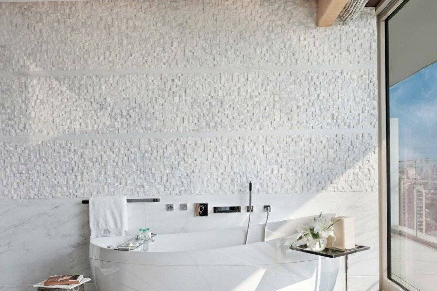 Raffles Istanbul bathtub,ocean view