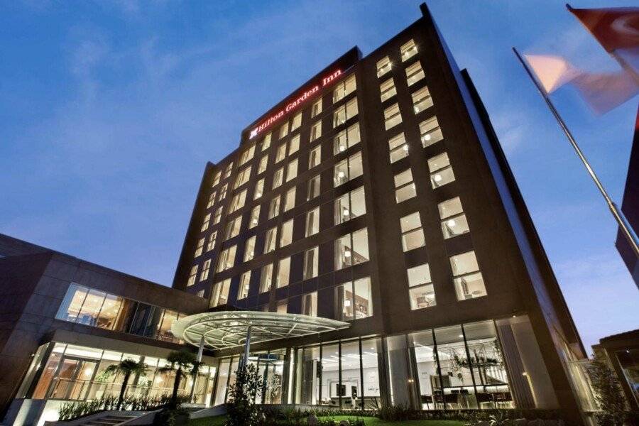 Hilton Garden Inn Beylikduzu facade