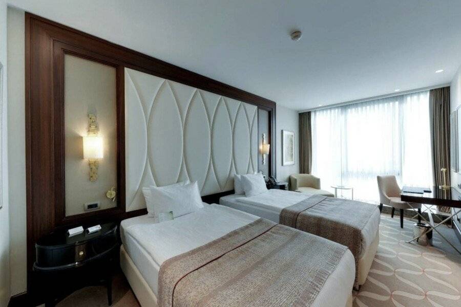 Elite World Grand Basın Ekspres hotel bedroom