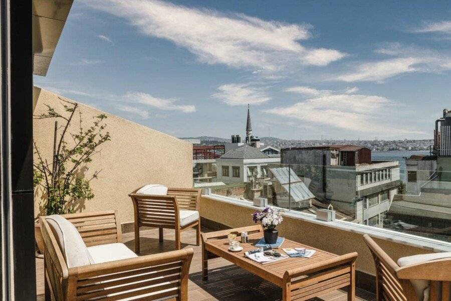 Union Hotel Port balcony,ocean view