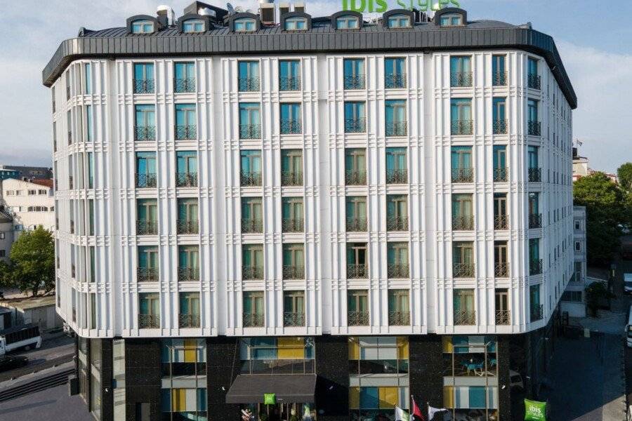 ibis Styles Istanbul Merter facade