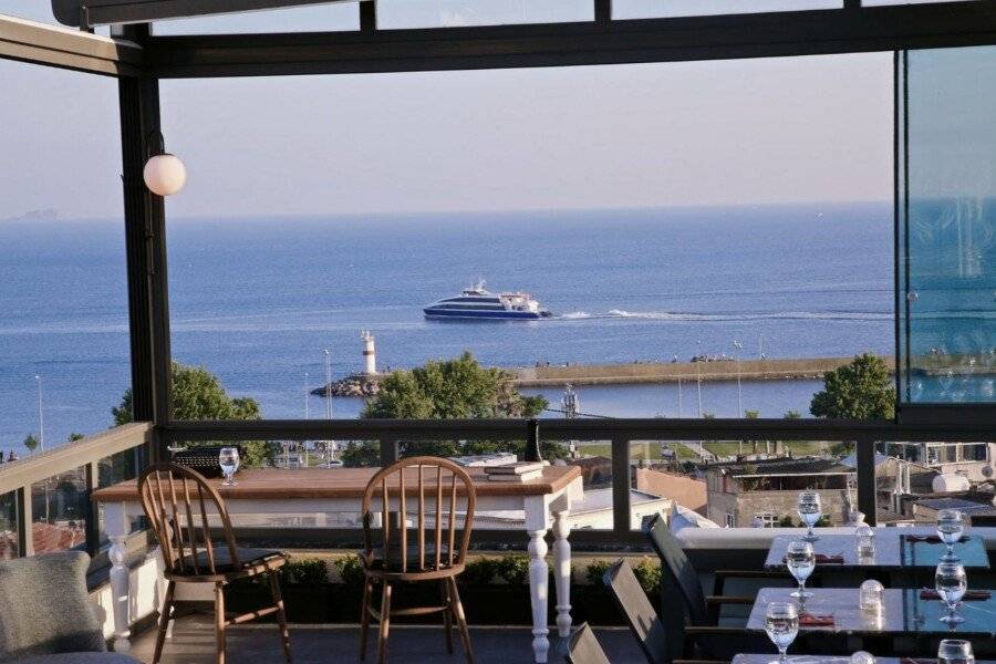 Hotel Bronte ocean view,restaurant