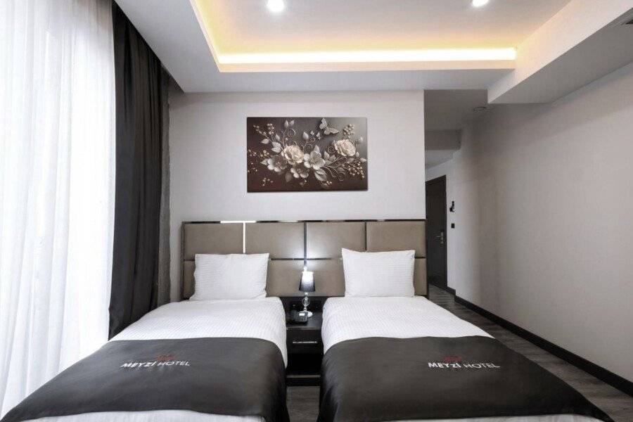 Meyzi Hotel hotel bedroom