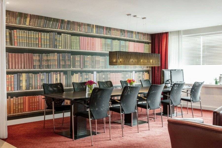 Holiday Inn Express - Sloterdijk Station, an IHG Hotel conference room