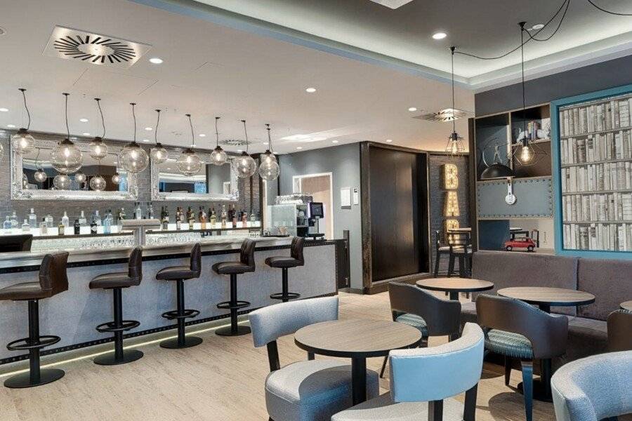 Premier Inn City Wilmersdorf bar