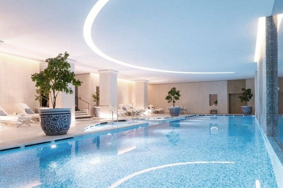 The Peninsula indoor pool,spa