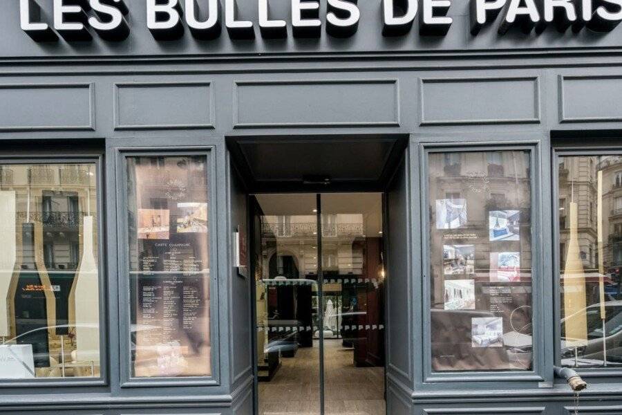 Hotel Les Bulles De Paris facade