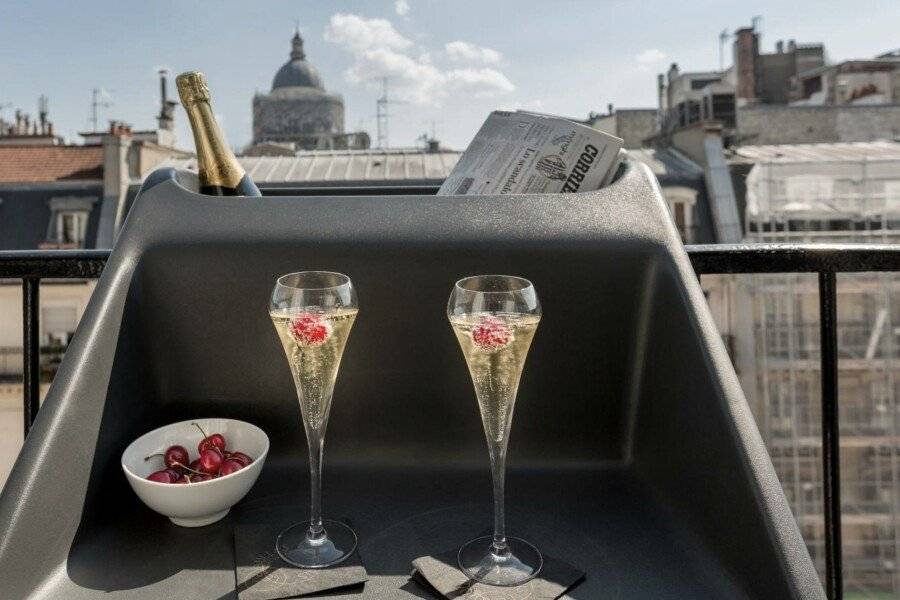 Hotel Les Bulles De Paris , balcony, ocean view