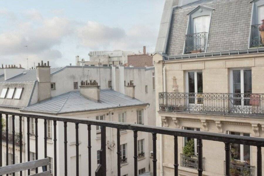 Hotel Saint-Louis Pigalle balcony,ocean view