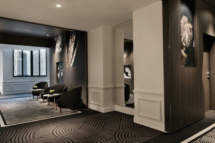 La Clef Champs-Élysées Paris by The Crest Collection lobby